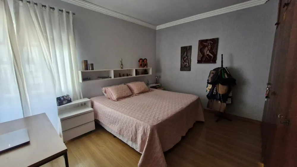 Casa, 3 quartos, 215 m² - Foto 12