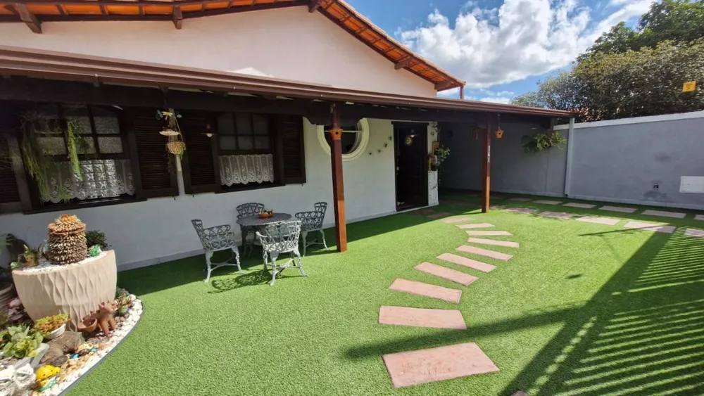 Casa, 3 quartos, 215 m² - Foto 1