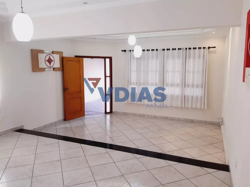 Casa à venda com 2 quartos, 167m² - Foto 9