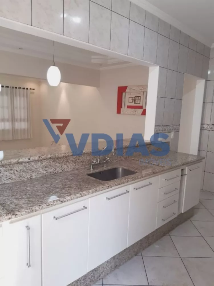 Casa à venda com 2 quartos, 167m² - Foto 14