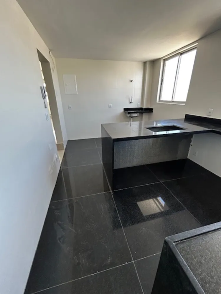 Cobertura, 3 quartos, 180 m² - Foto 2
