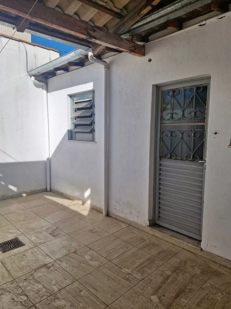 Casa à venda com 3 quartos, 341m² - Foto 24