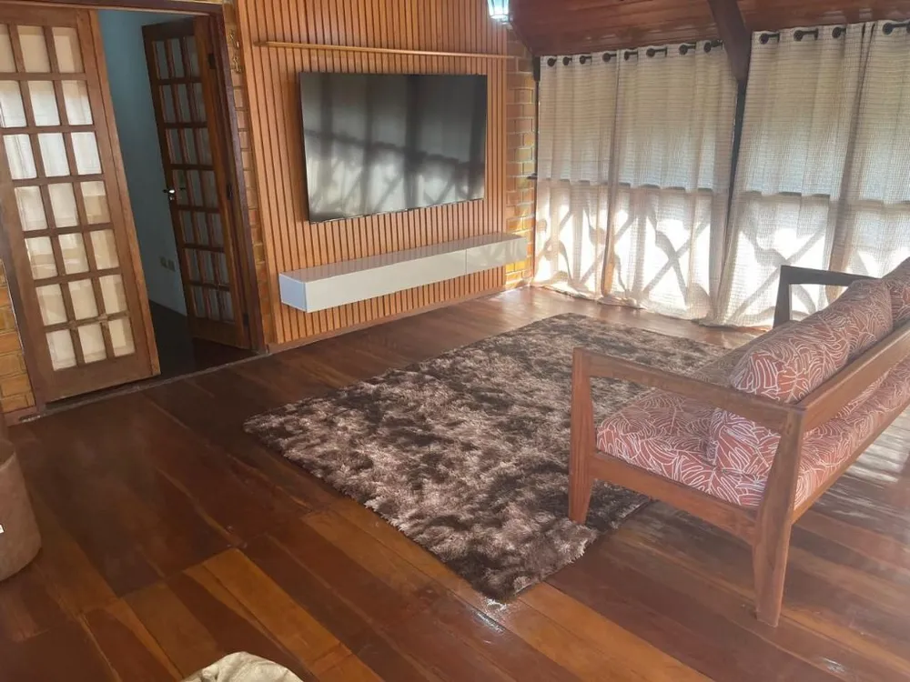 Casa, 5 quartos, 200 m² - Foto 4