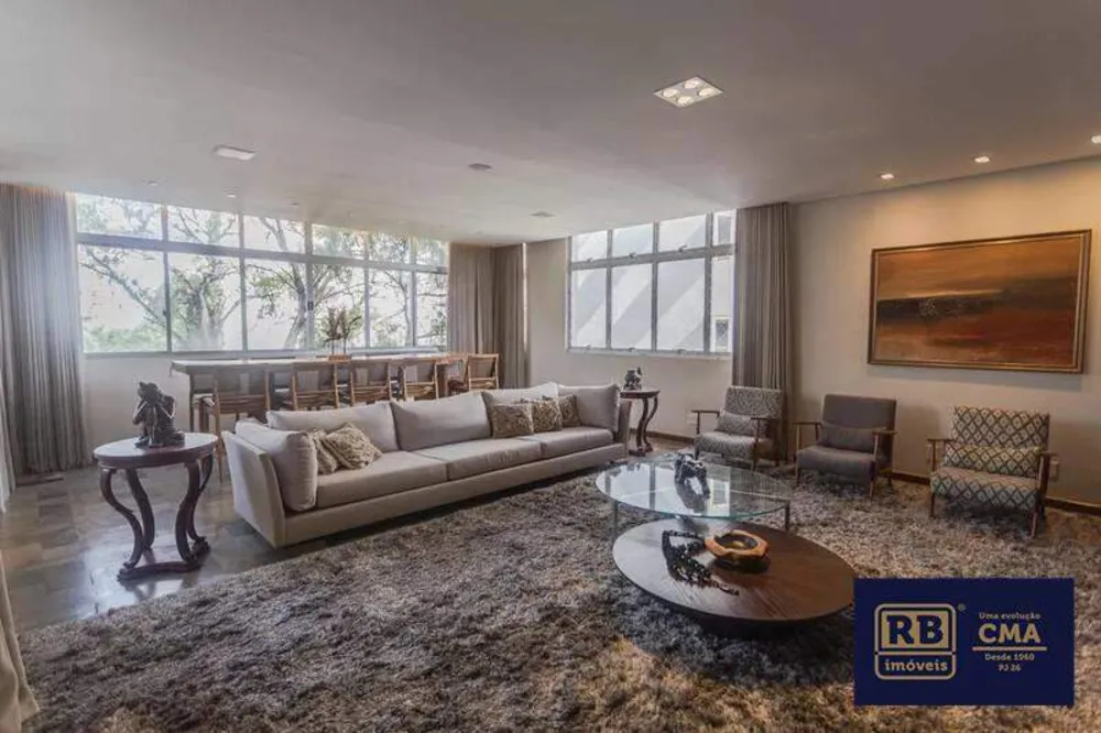 Casa, 4 quartos, 304 m² - Foto 1
