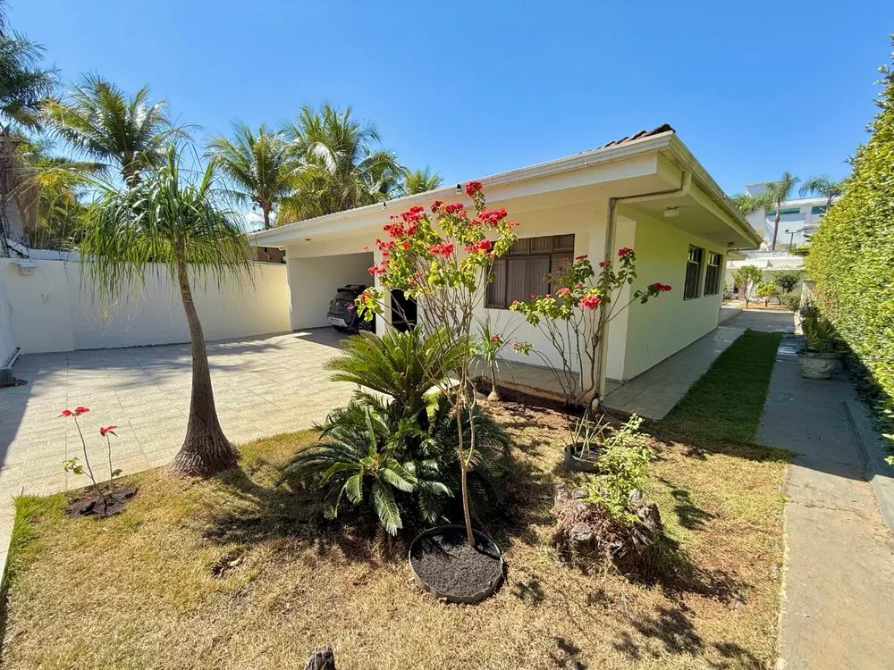 Casa, 3 quartos, 587 m² - Foto 1