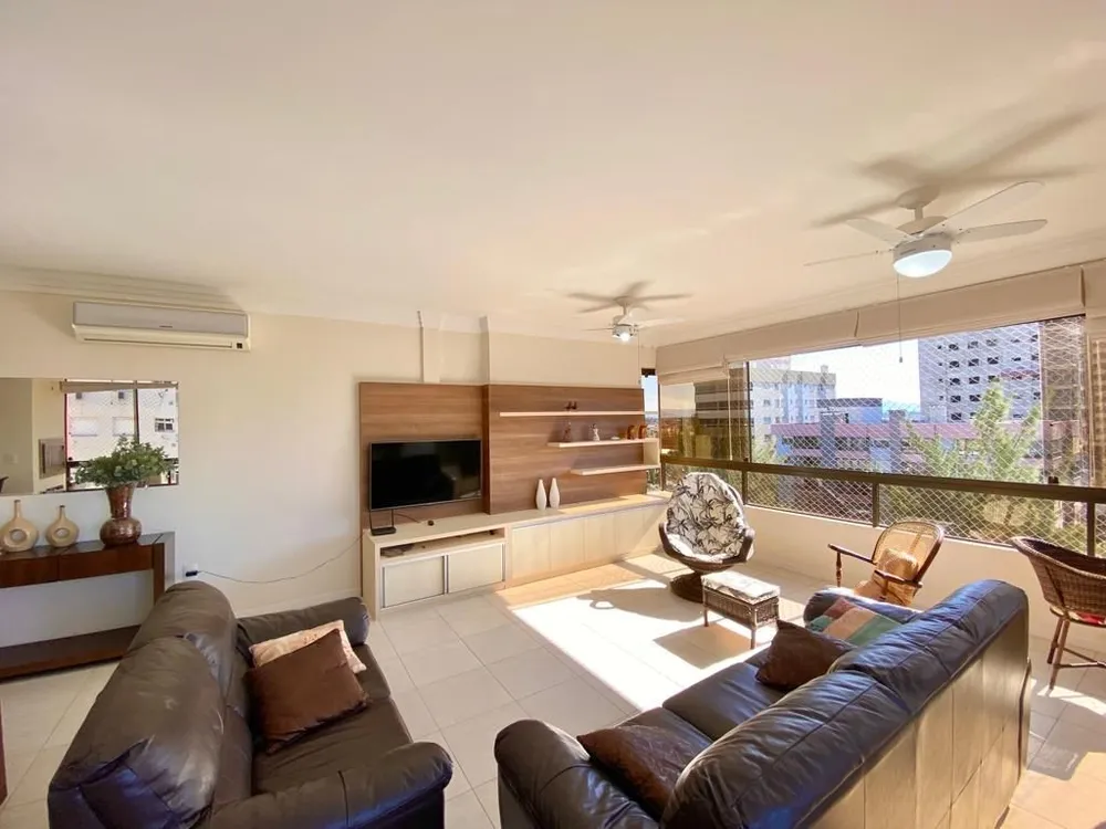 Apartamento, 3 quartos, 180 m² - Foto 2
