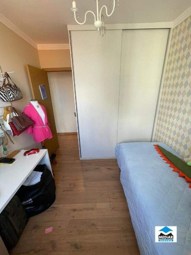 Apartamento à venda com 3 quartos, 90m² - Foto 2