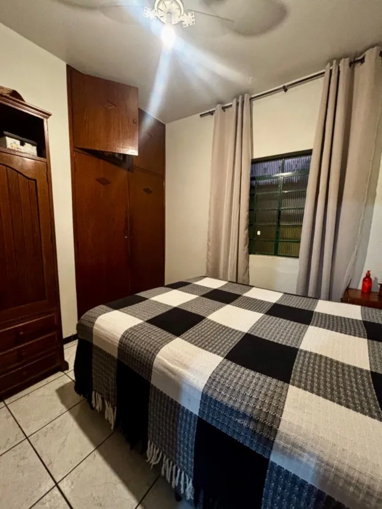 Casa, 4 quartos, 232 m² - Foto 9