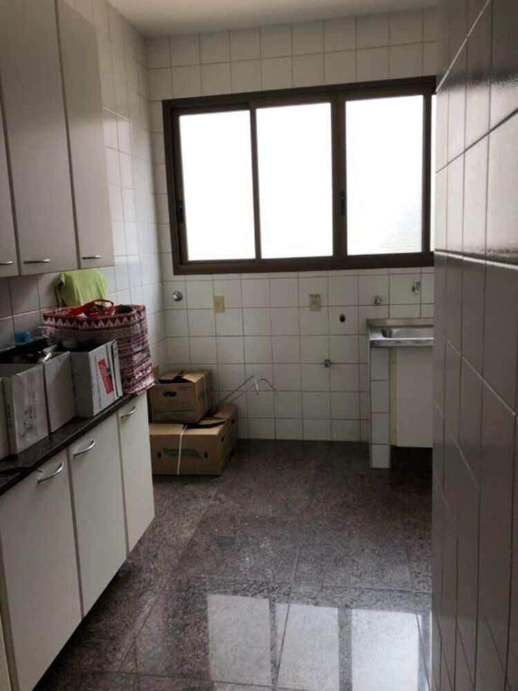 Apartamento à venda com 4 quartos, 288m² - Foto 9
