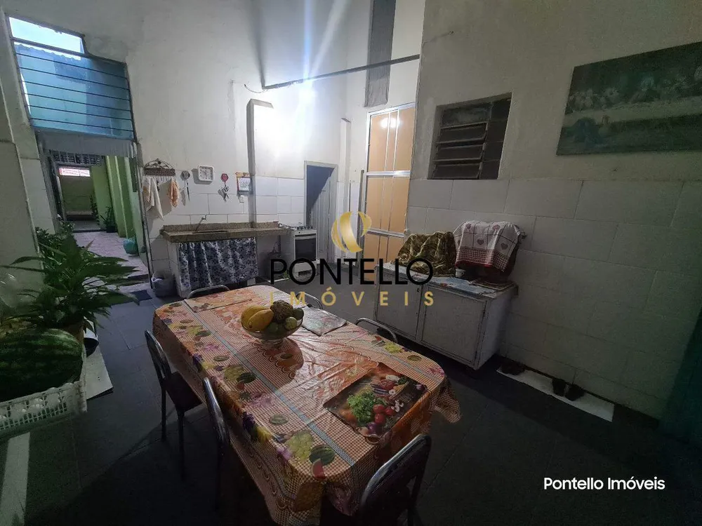 Casa, 4 quartos, 259 m² - Foto 13