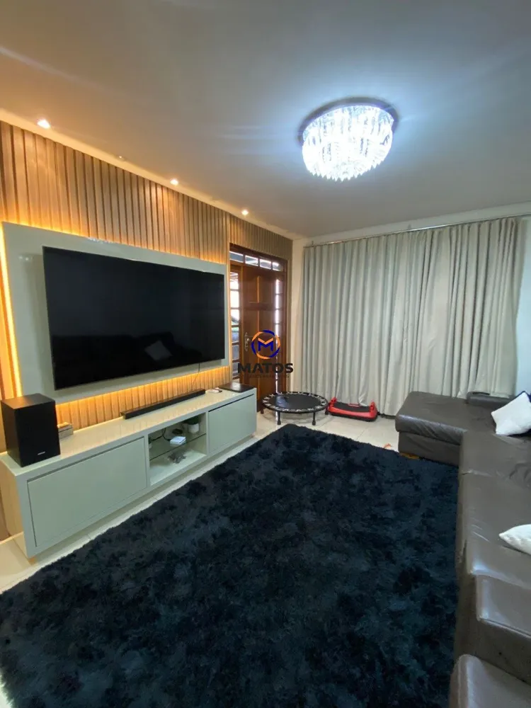 Casa, 3 quartos, 250 m² - Foto 4