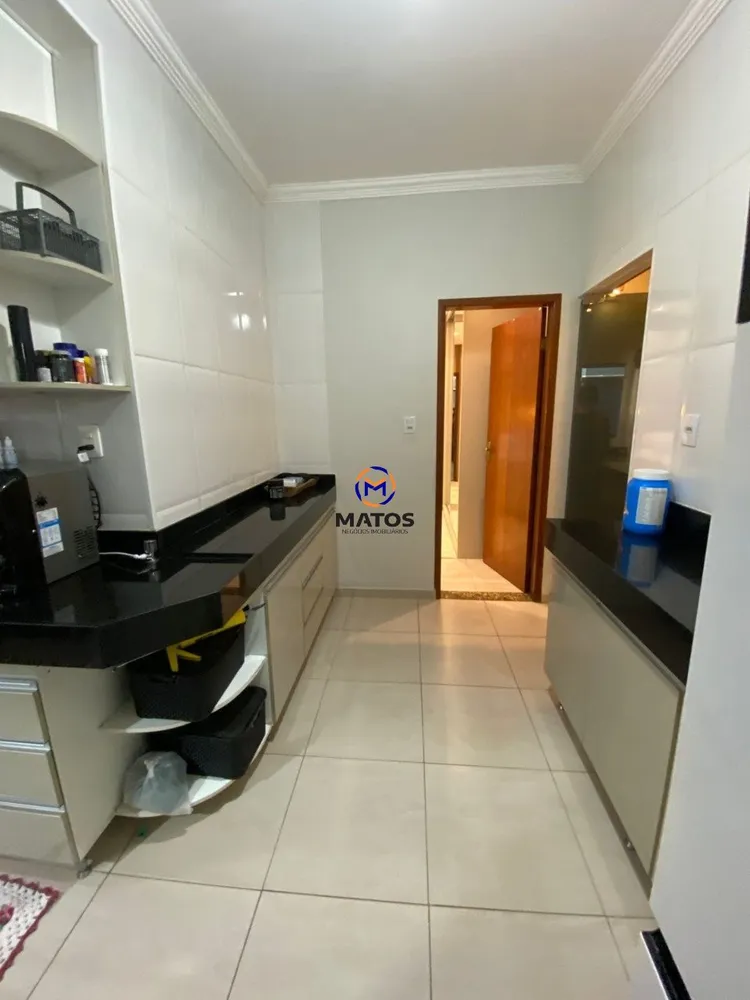 Casa, 3 quartos, 250 m² - Foto 7