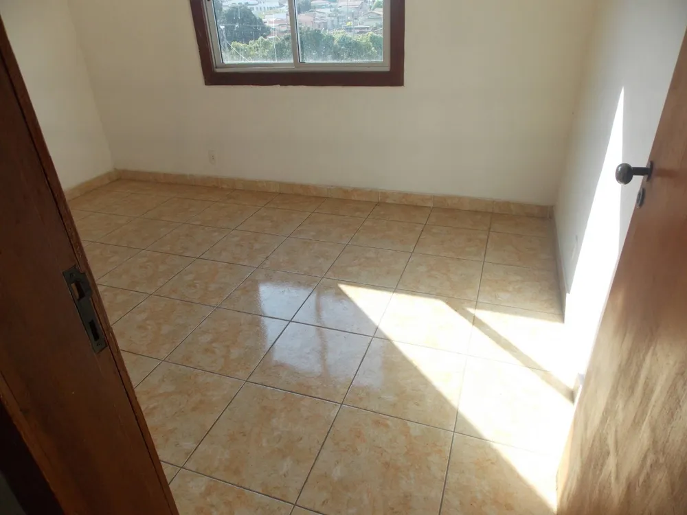 Casa, 3 quartos, 300 m² - Foto 2