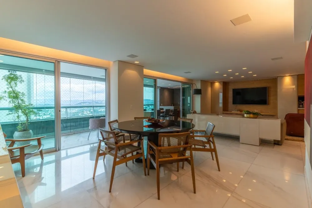 Apartamento, 4 quartos, 259 m² - Foto 1