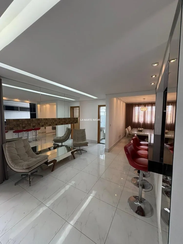 Apartamento, 3 quartos, 180 m² - Foto 1