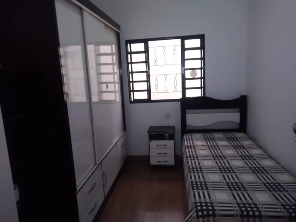Casa, 4 quartos, 233 m² - Foto 8