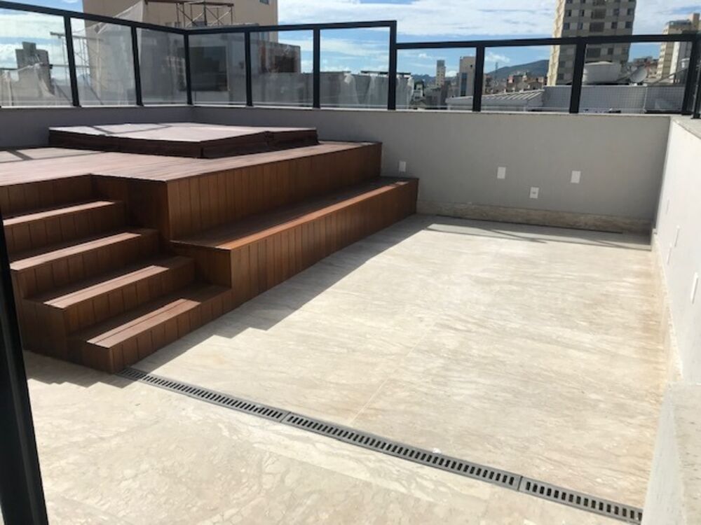 Cobertura à venda com 3 quartos, 256m² - Foto 4