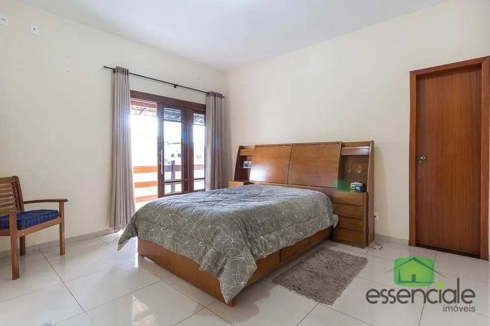 Casa, 5 quartos, 300 m² - Foto 10