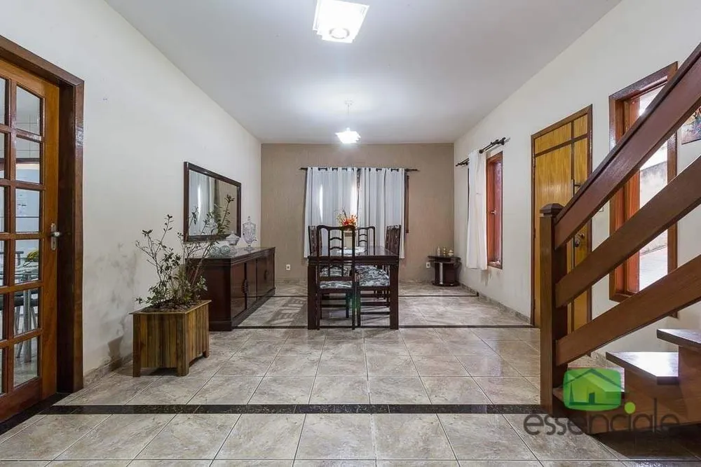 Casa, 5 quartos, 300 m² - Foto 9