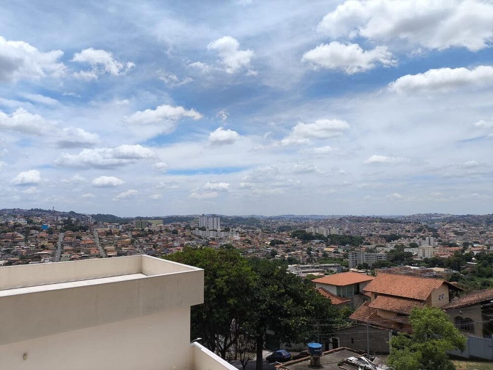 Apartamento à venda com 2 quartos, 55m² - Foto 2