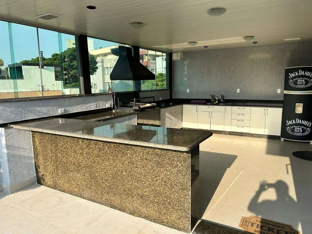 Cobertura, 4 quartos, 245 m² - Foto 1