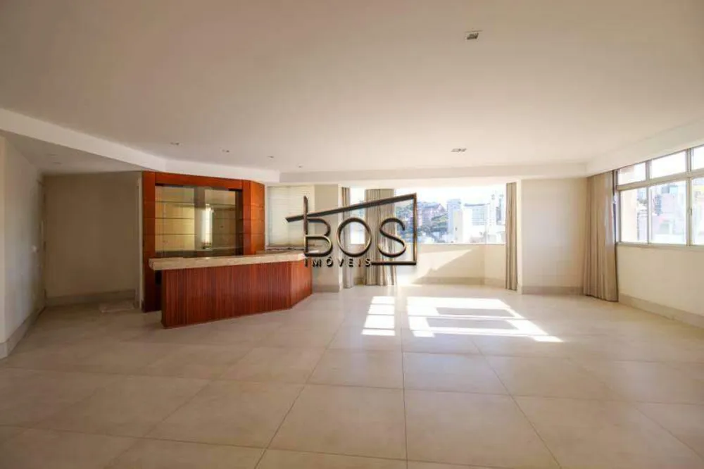 Apartamento, 3 quartos, 175 m² - Foto 1