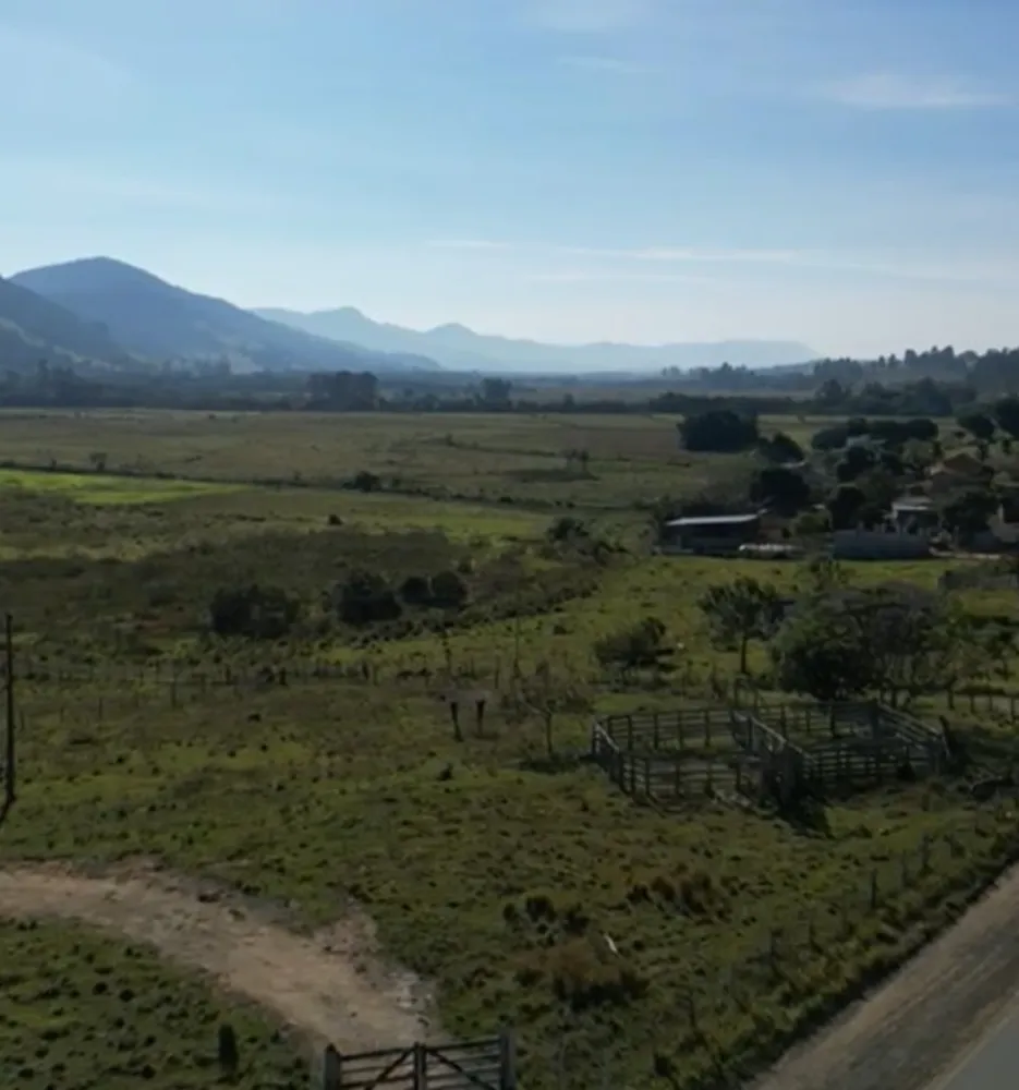 Sítio, 2 quartos, 21 hectares - Foto 7