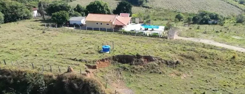 Sítio, 2 quartos, 21 hectares - Foto 4