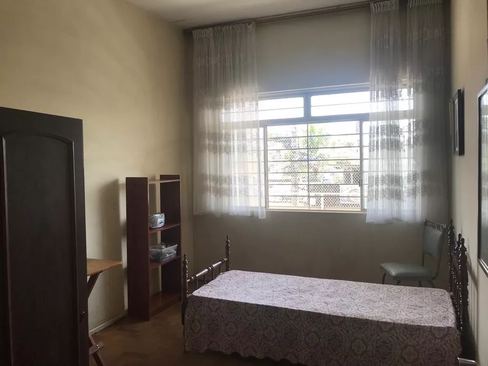 Casa à venda com 3 quartos, 269m² - Foto 14