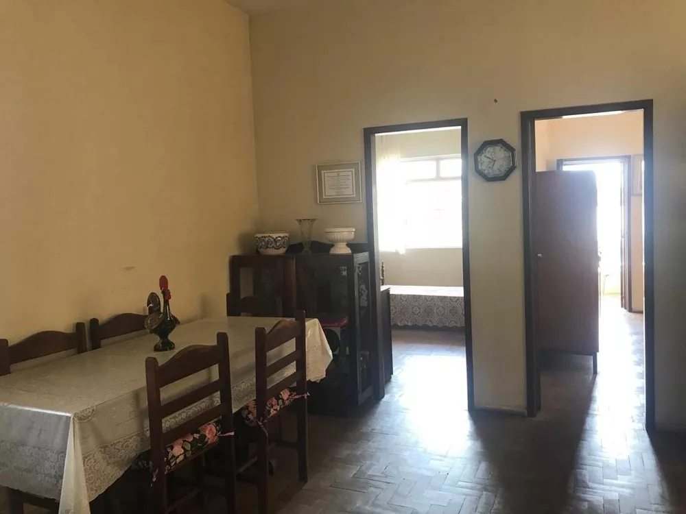 Casa à venda com 3 quartos, 269m² - Foto 3