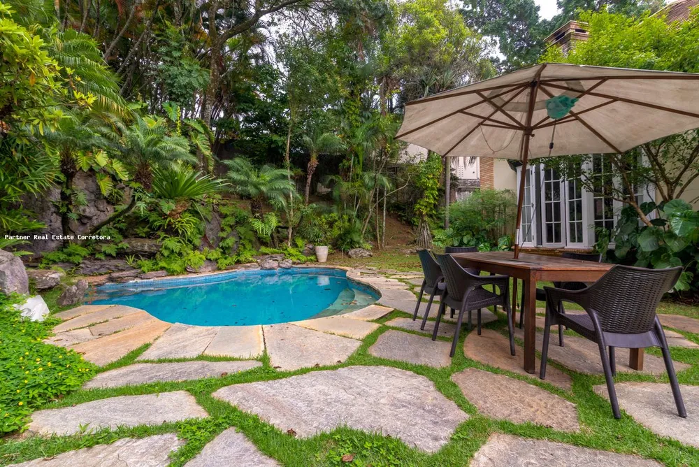 Casa, 5 quartos, 1379 m² - Foto 13