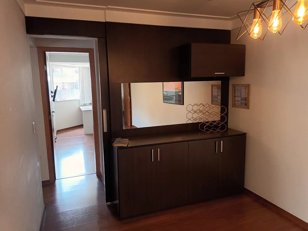 Apartamento à venda com 3 quartos, 79m² - Foto 4