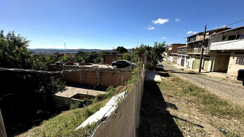 Terreno, 200 m² - Foto 1