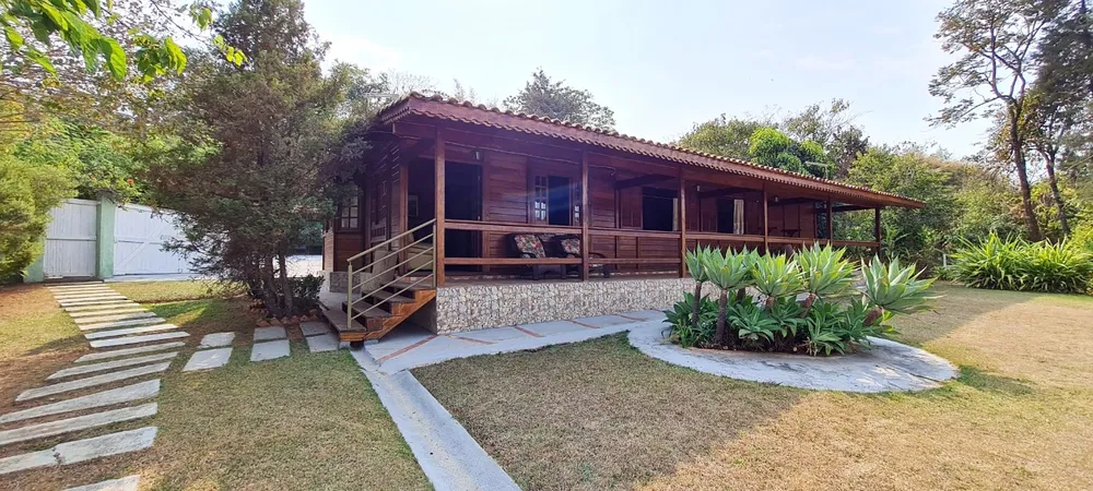 Chácara, 4 quartos, 4900 m² - Foto 1