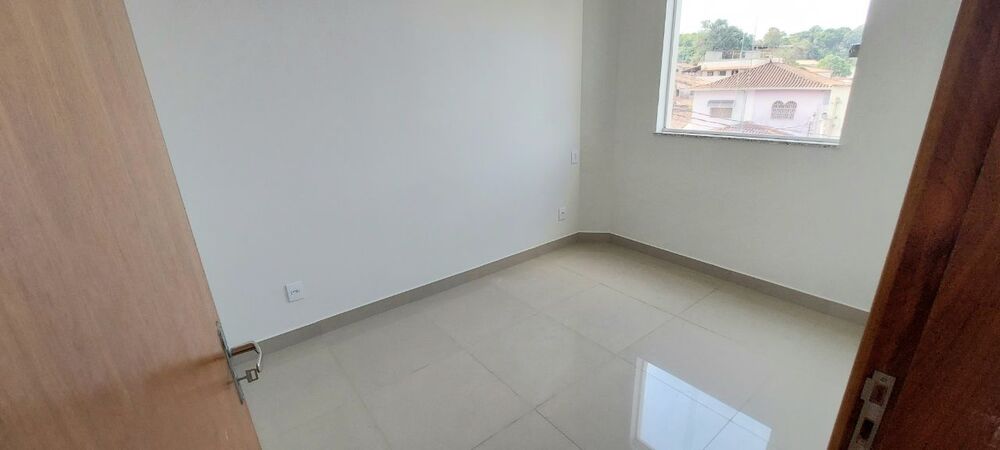 Apartamento à venda com 2 quartos, 50m² - Foto 3