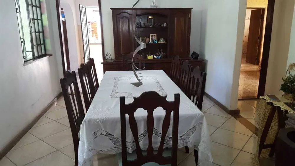 Casa, 3 quartos, 239 m² - Foto 4