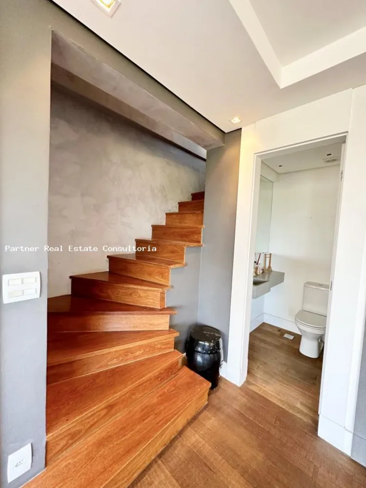 Cobertura, 3 quartos, 223 m² - Foto 4