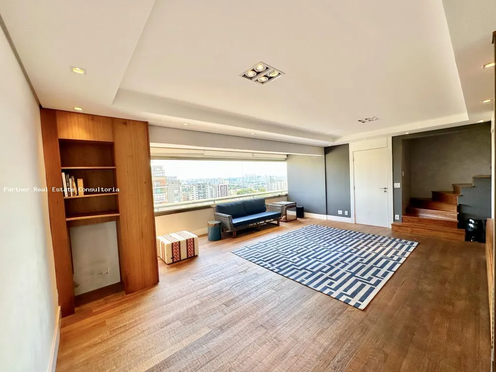 Cobertura, 3 quartos, 223 m² - Foto 1