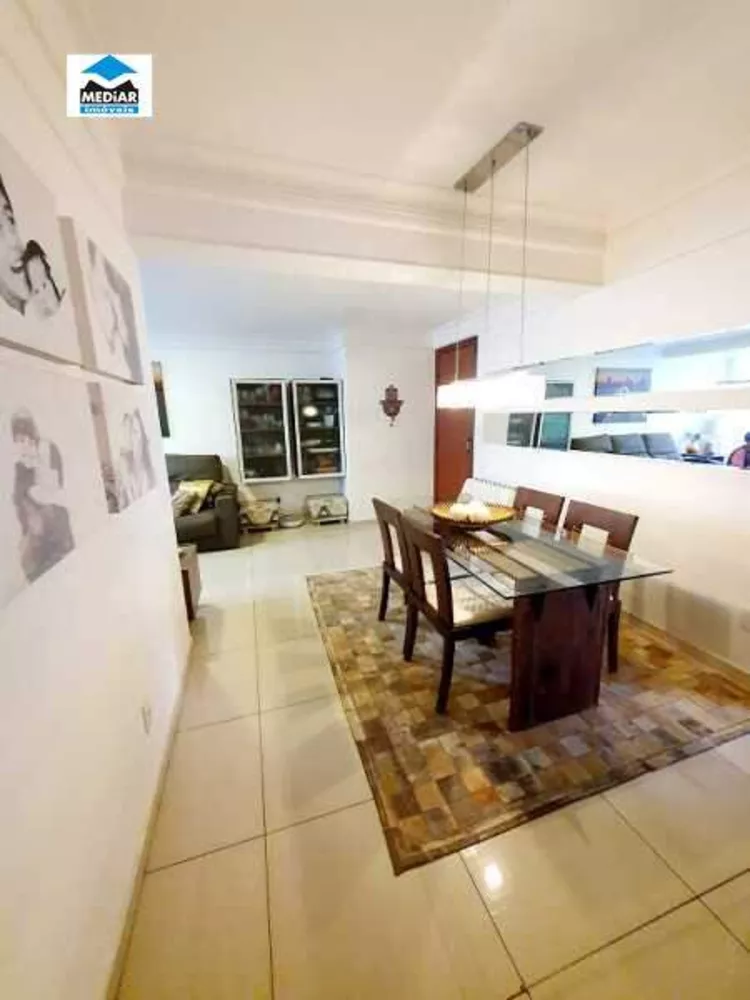 Apartamento à venda com 3 quartos, 105m² - Foto 2