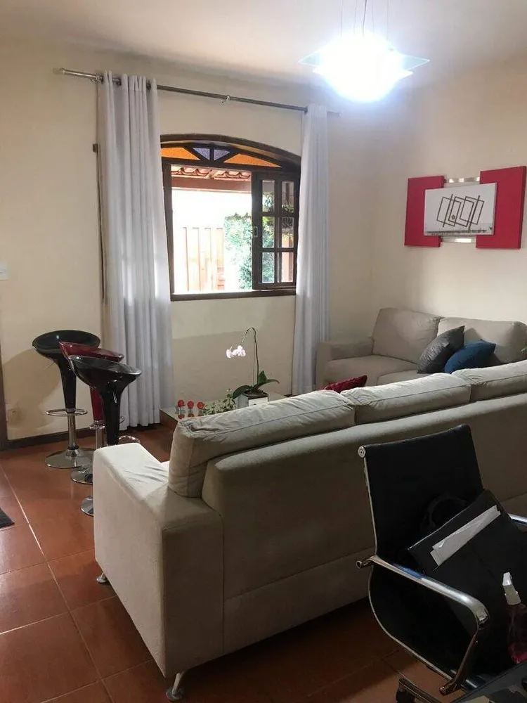 Casa, 3 quartos, 242 m² - Foto 4