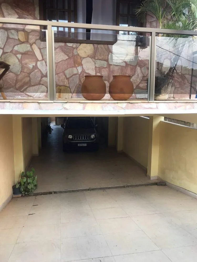Casa, 3 quartos, 242 m² - Foto 11
