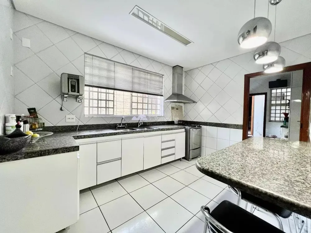 Casa, 6 quartos, 412 m² - Foto 3