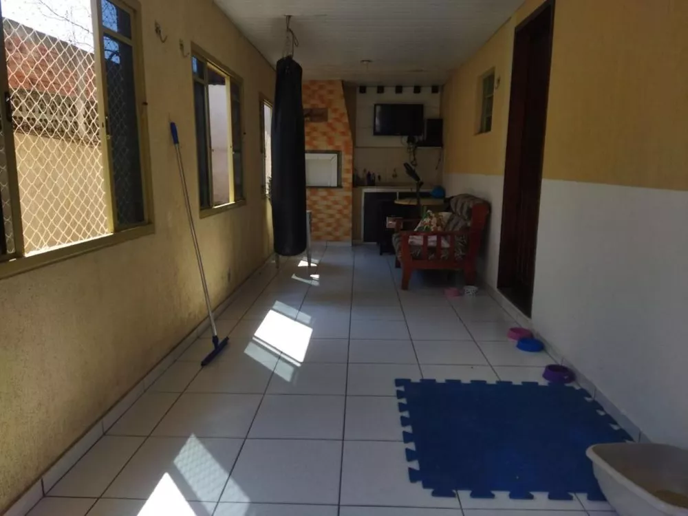 Casa à venda com 2 quartos, 82m² - Foto 9