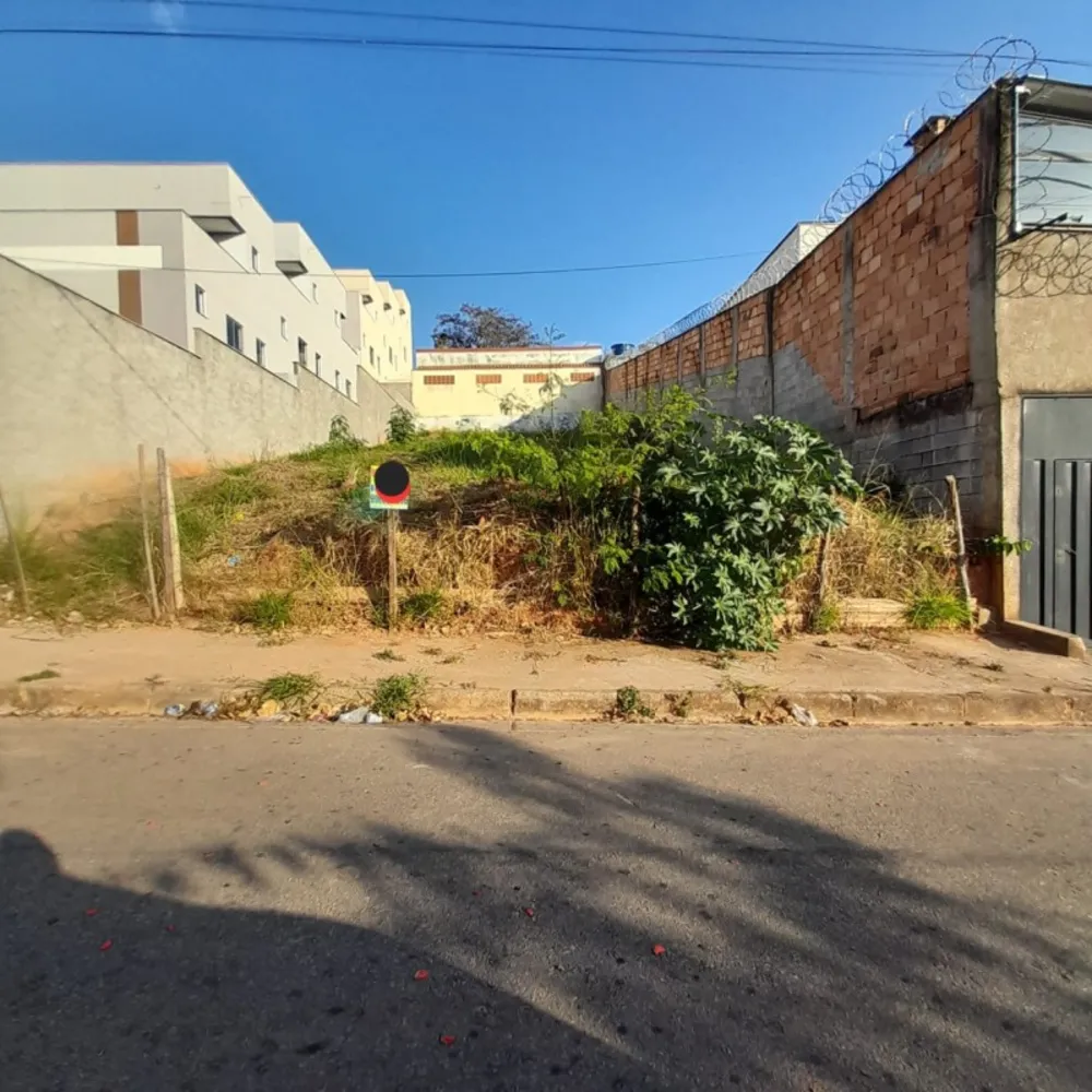 Terreno, 360 m² - Foto 1