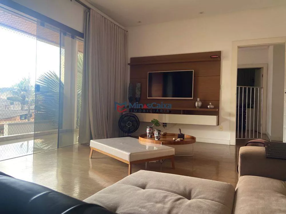 Casa à venda com 4 quartos, 367m² - Foto 9