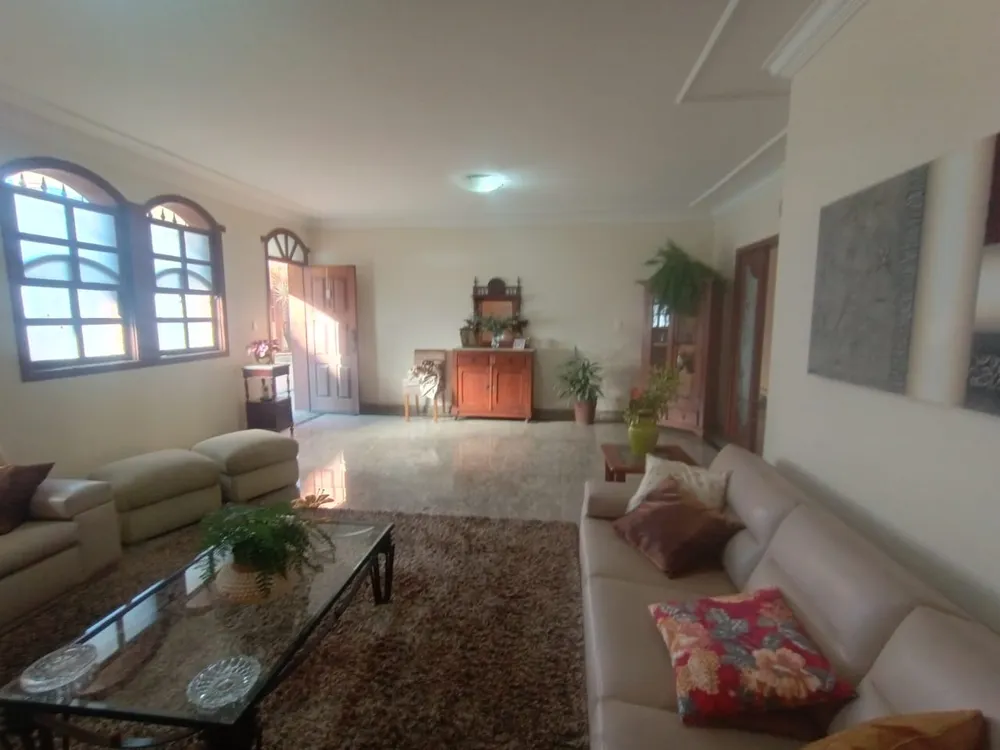 Casa, 6 quartos, 360 m² - Foto 2