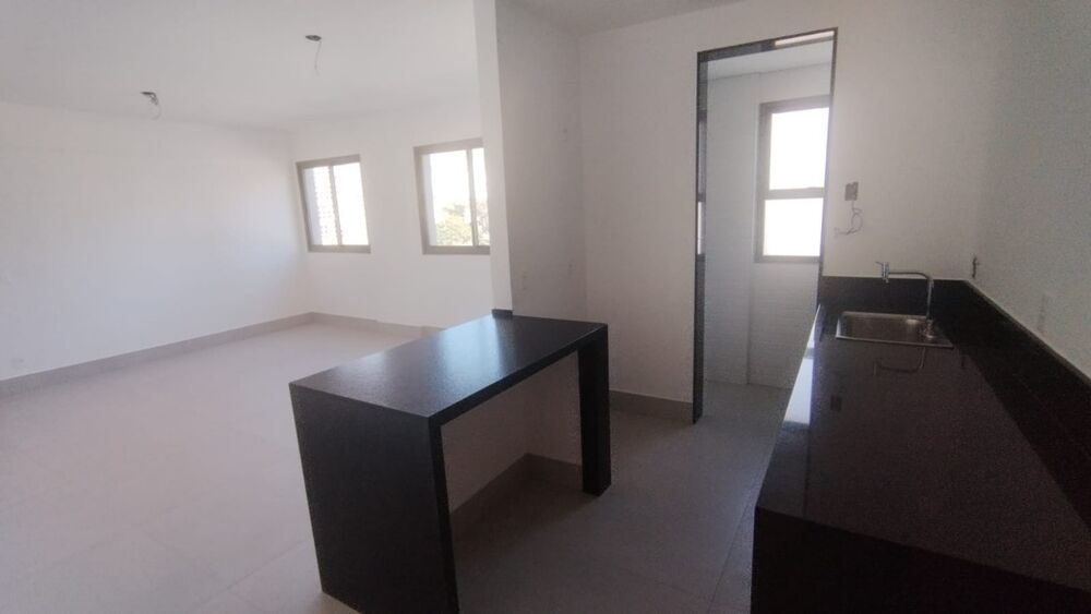 Apartamento à venda com 1 quarto, 64m² - Foto 1