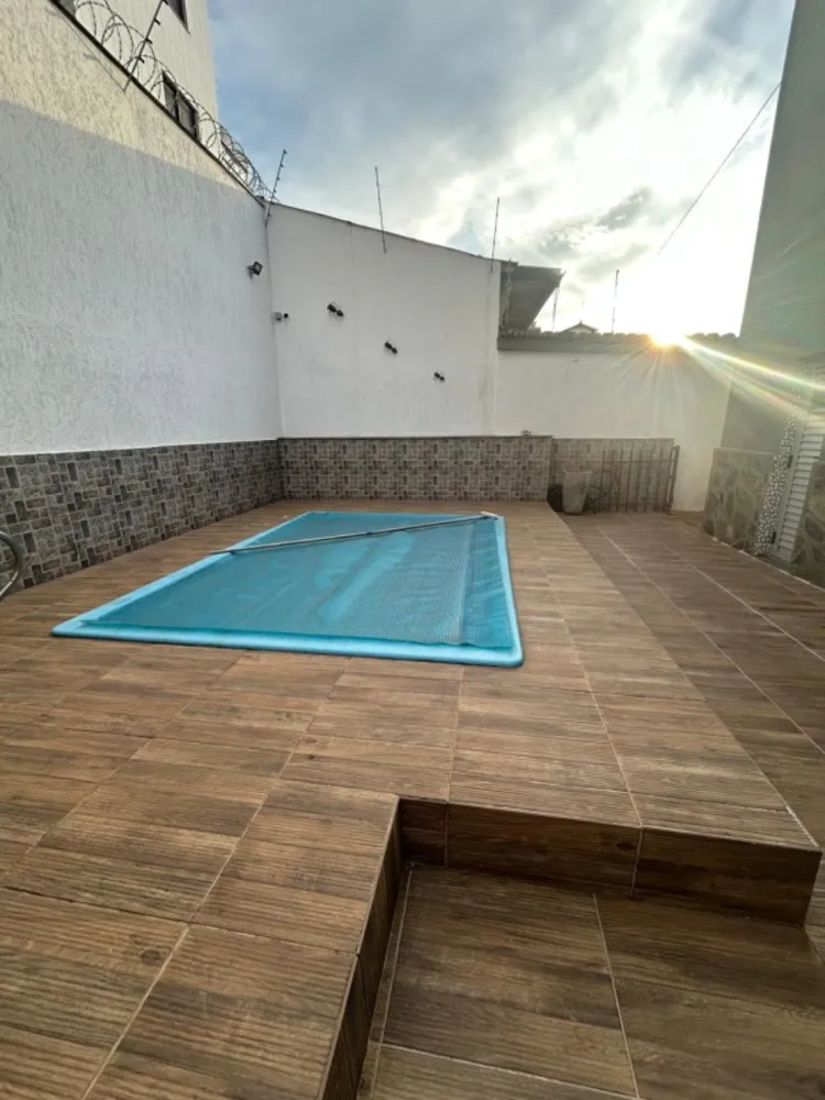 Casa, 3 quartos, 250 m² - Foto 2