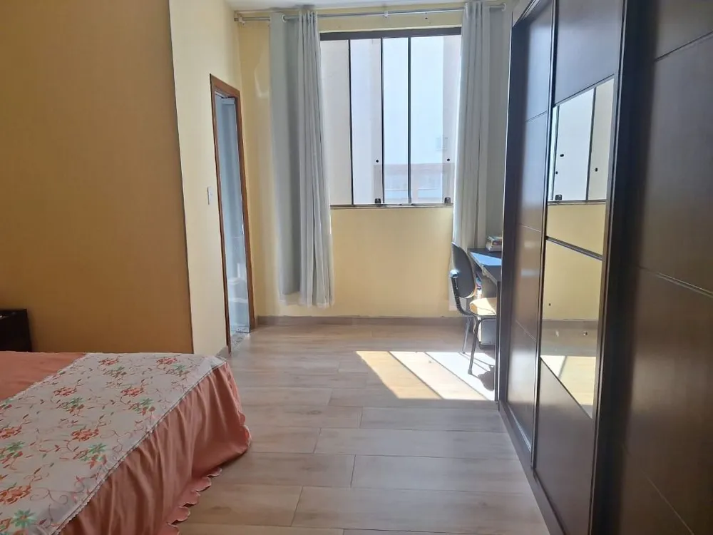 Casa, 4 quartos, 657 m² - Foto 3