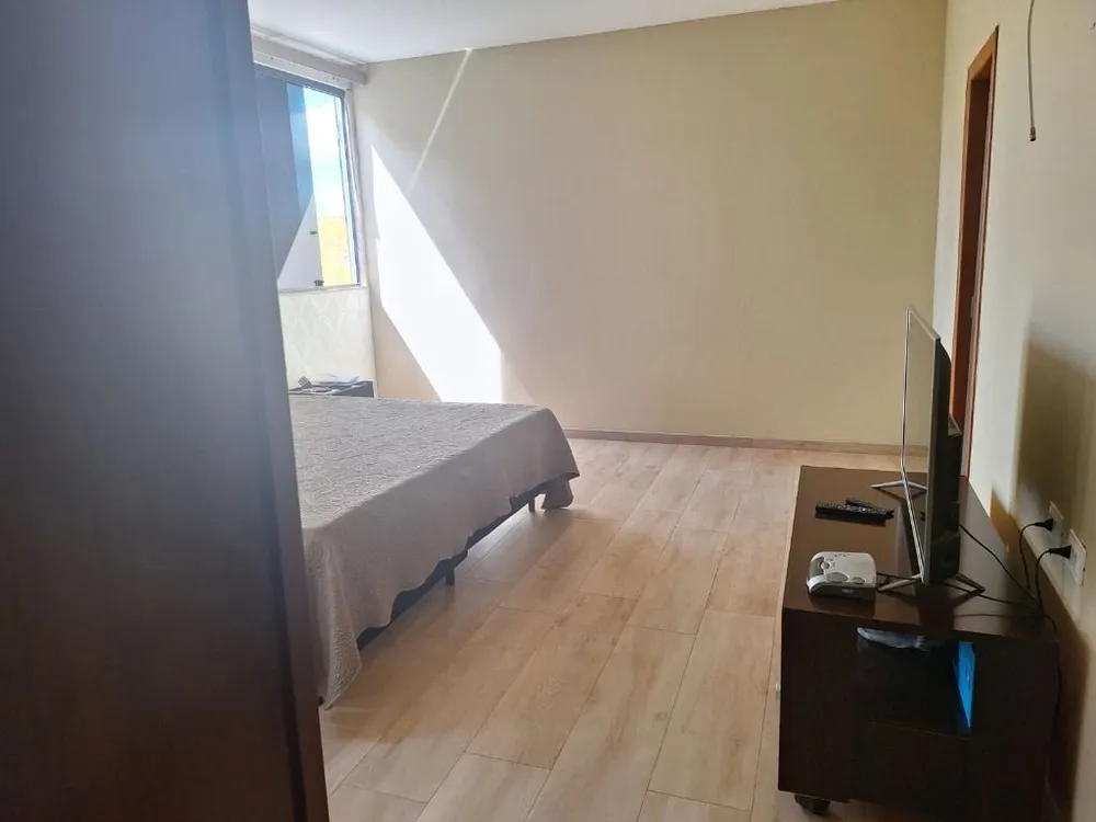Casa, 4 quartos, 657 m² - Foto 4